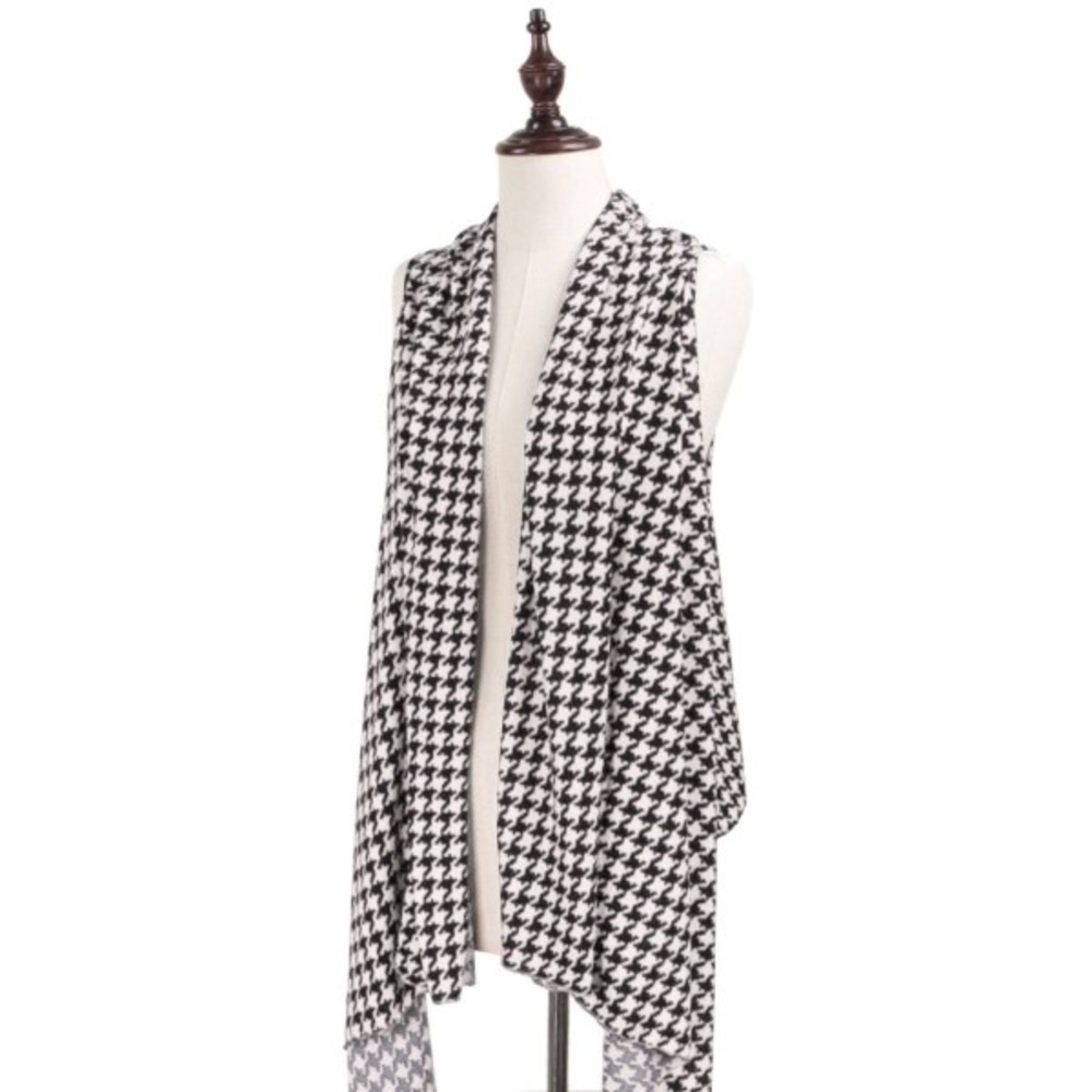 Houndstooth light Weight Vest